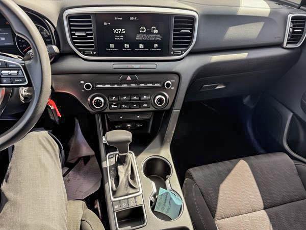kia Sportage 2021 - 24