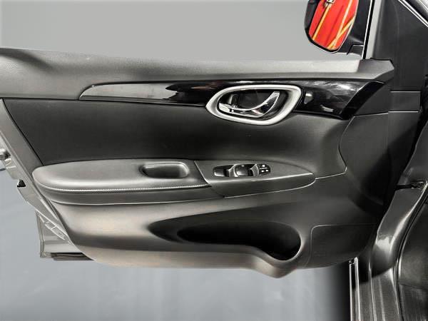 nissan Sentra 2019 - 11