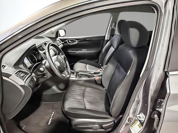 nissan Sentra 2019 - 13