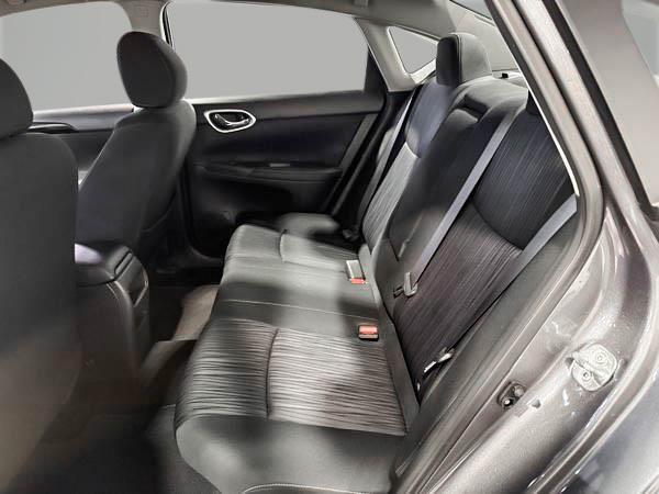 nissan Sentra 2019 - 24