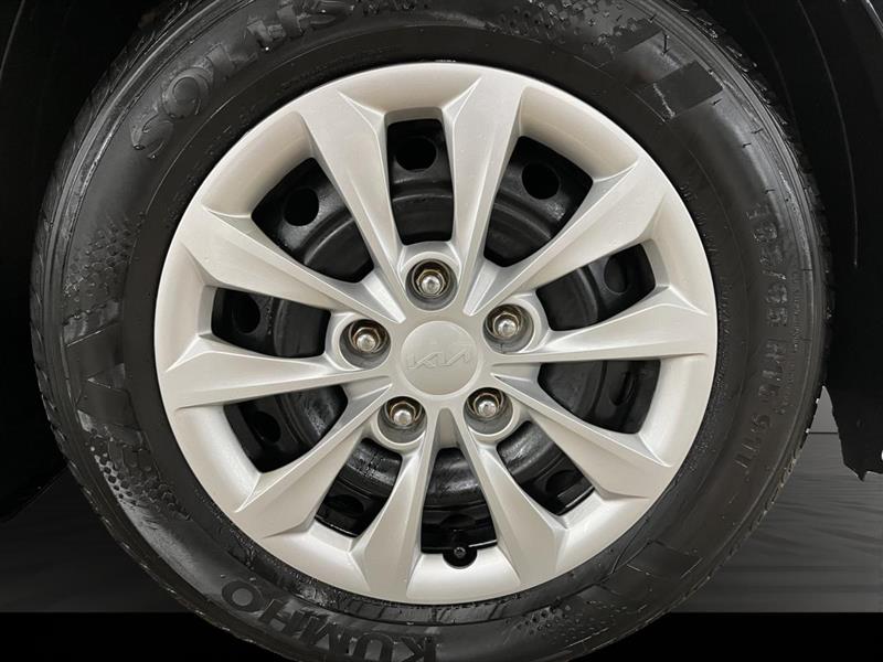 kia Forte 2023 - 17