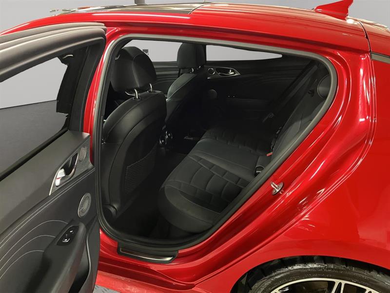 kia Stinger 2023 - 18