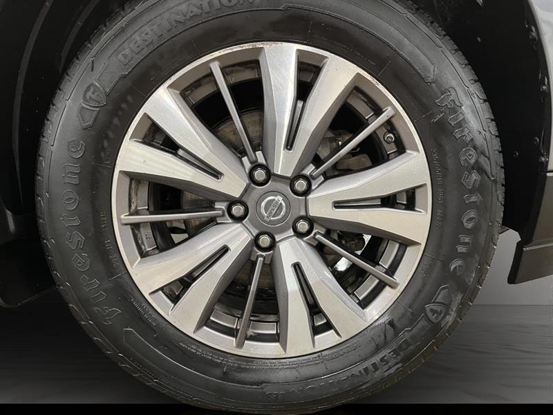 nissan Pathfinder 2017 - 17