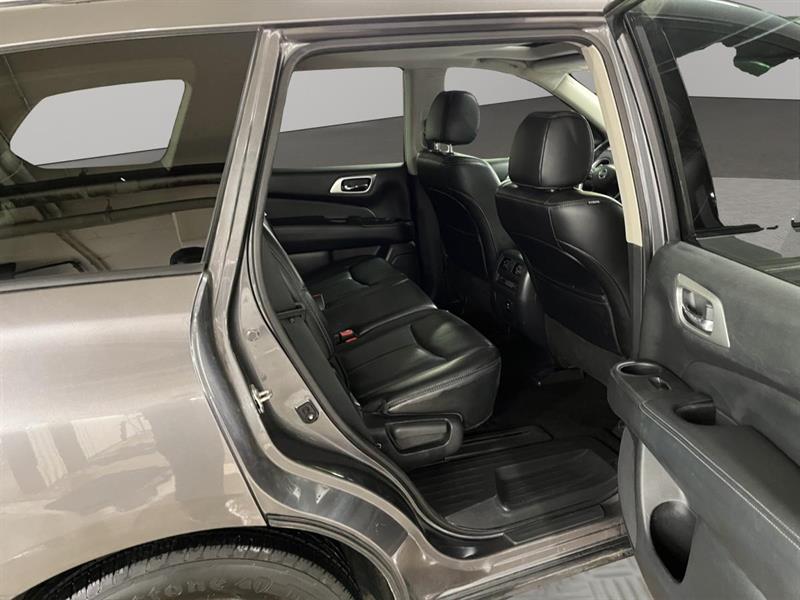 nissan Pathfinder 2017 - 21