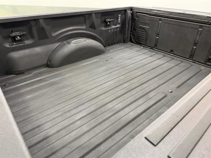 ford F-150 2022 - 25