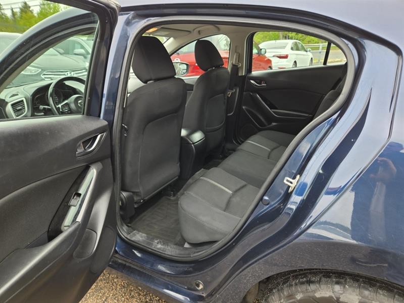 mazda Mazda3 Sport 2018 - 11
