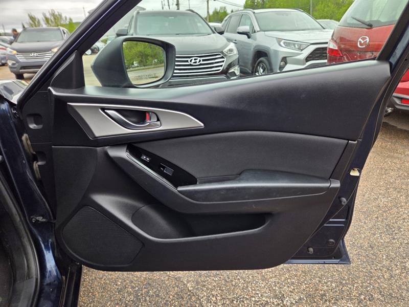 mazda Mazda3 Sport 2018 - 19
