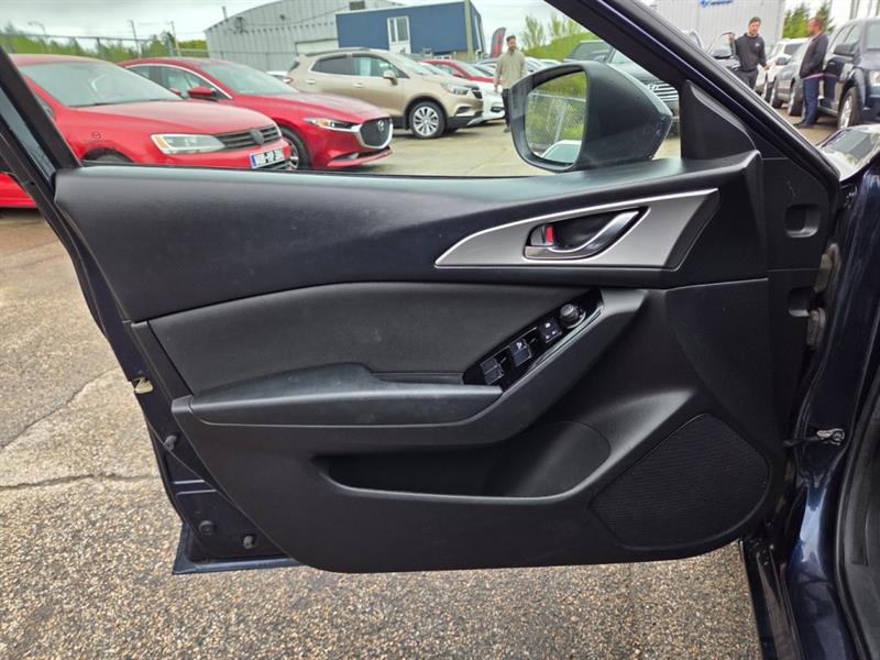 mazda Mazda3 Sport 2018 - 22