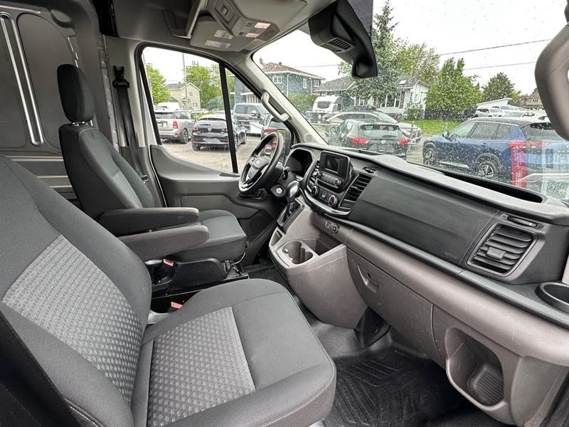 ford Transit fourgon utilitaire 2022 - 13