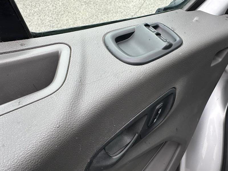 ford Transit fourgon utilitaire 2022 - 14