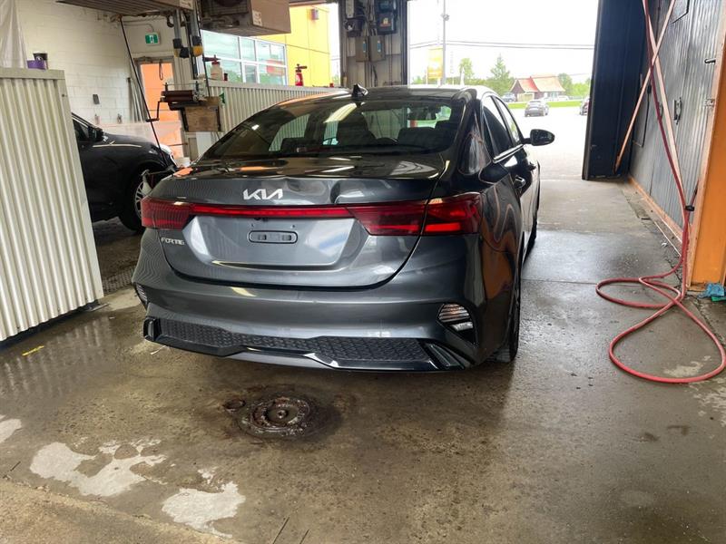 kia Forte 2022 - 8