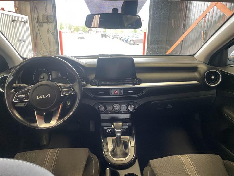 kia Forte 2022 - 10