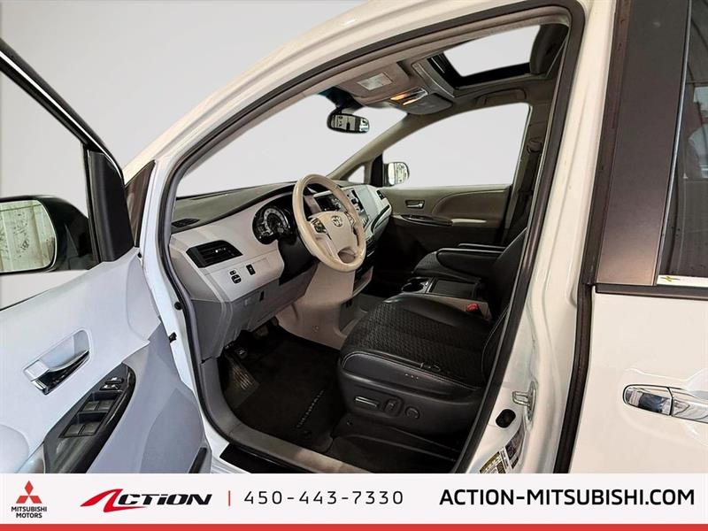 toyota Sienna 2014 - 11