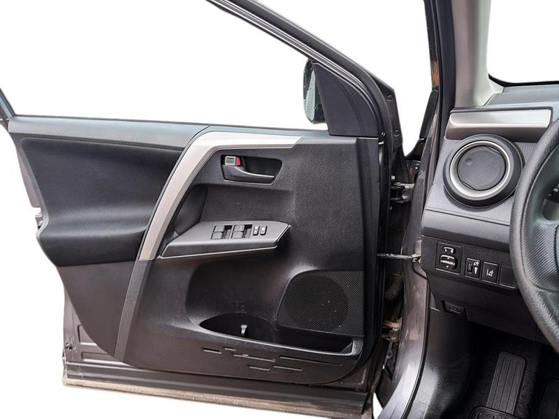 toyota RAV4 2017 - 10