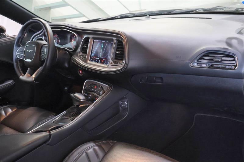 dodge Challenger 2022 - 14