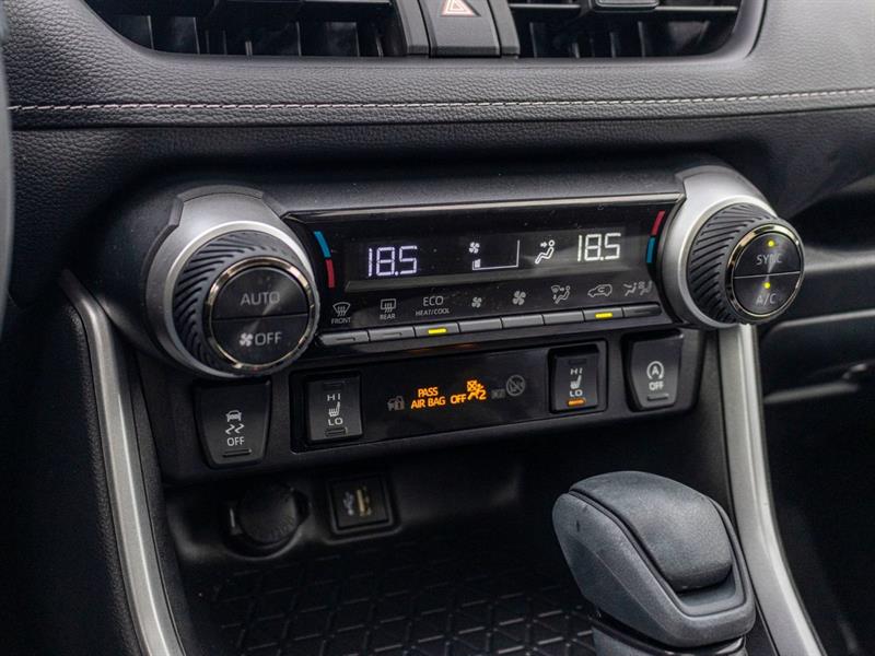 toyota RAV4 2025 - 13