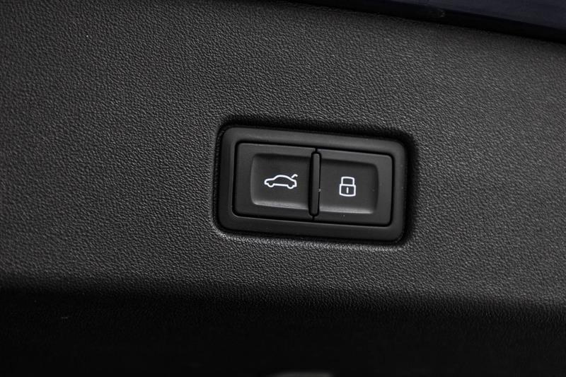 audi Q4 e-tron 2022 - 12