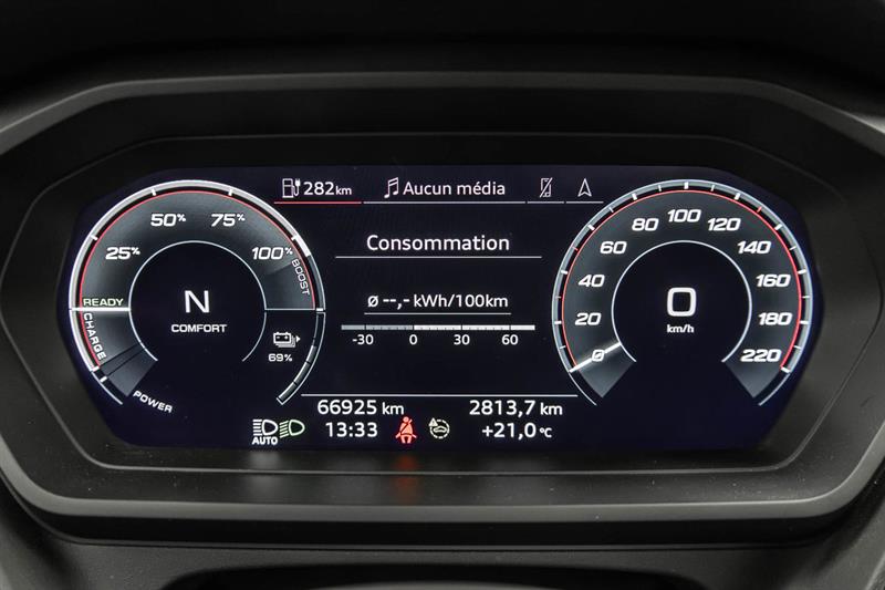 audi Q4 e-tron 2022 - 18