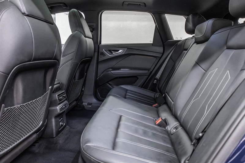 audi Q4 e-tron 2022 - 33