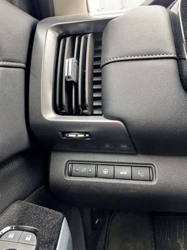 nissan Pathfinder 2023 - 17