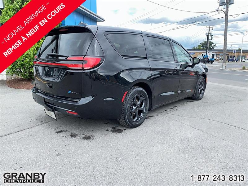 chrysler Pacifica Hybrid 2022 - 5