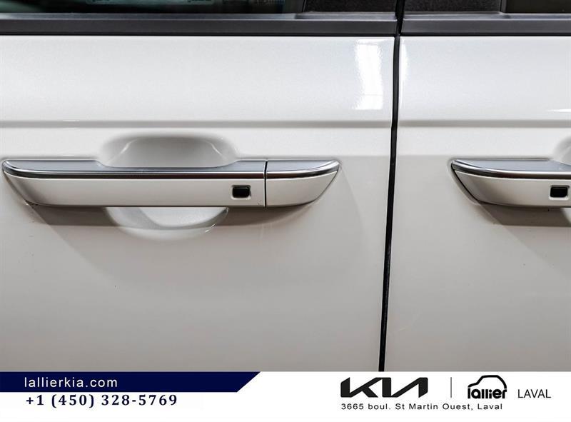 2025 Kia Carnival - Image 11
