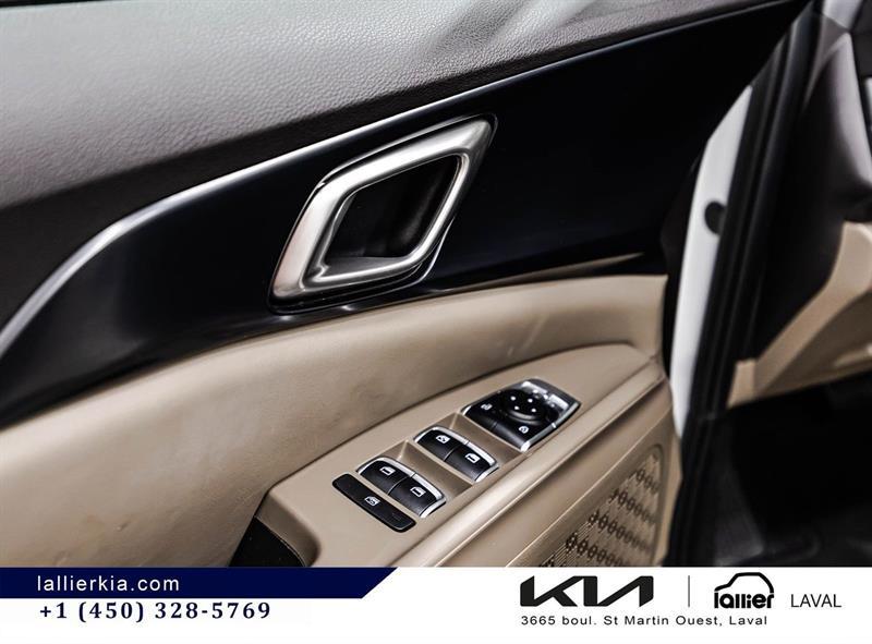 2025 Kia Carnival - Image 12