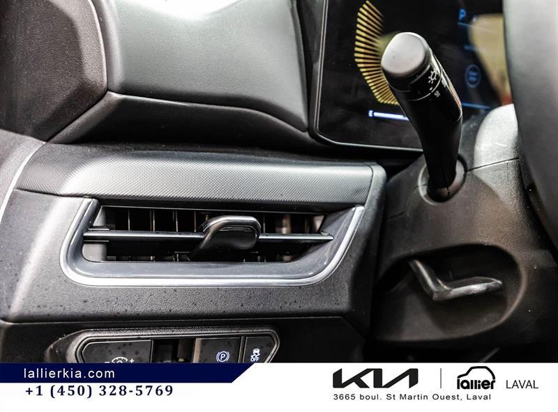 2025 Kia K4 - Image 21