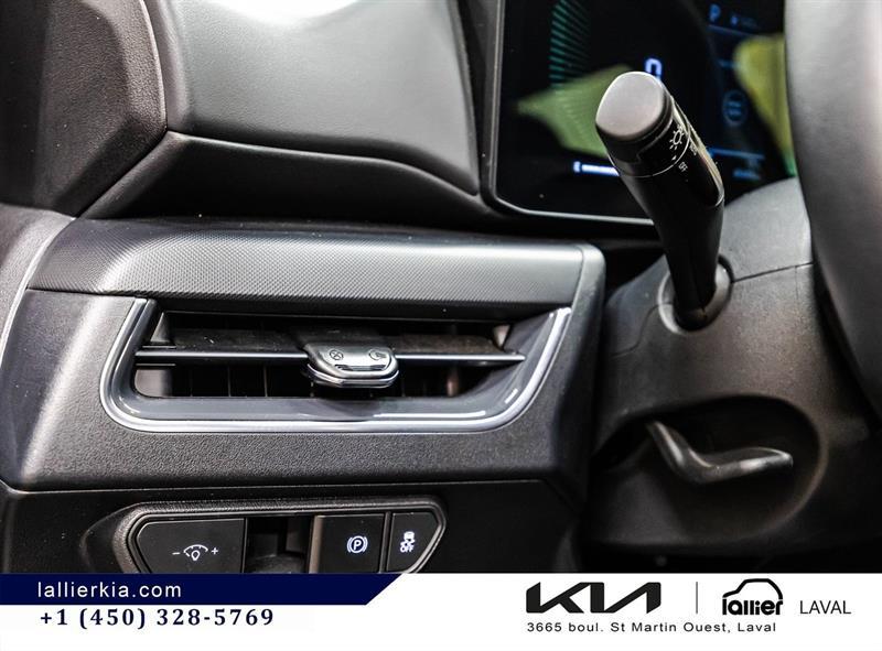 2025 Kia K4 - Image 21