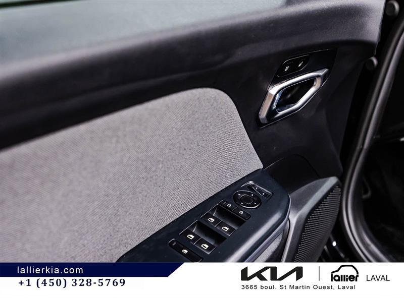 2025 Kia K4 - Image 12