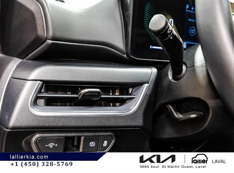 2025 Kia K4 - Image 21