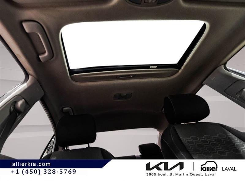 2018 Kia Rio - Image 19