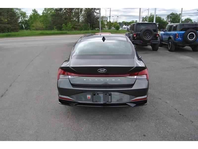 2021 Hyundai Elantra - Image 4