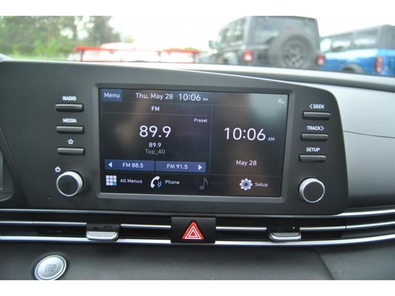 2021 Hyundai Elantra - Image 16