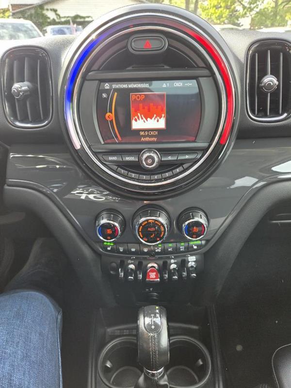 2019 Mini Countryman - Image 21