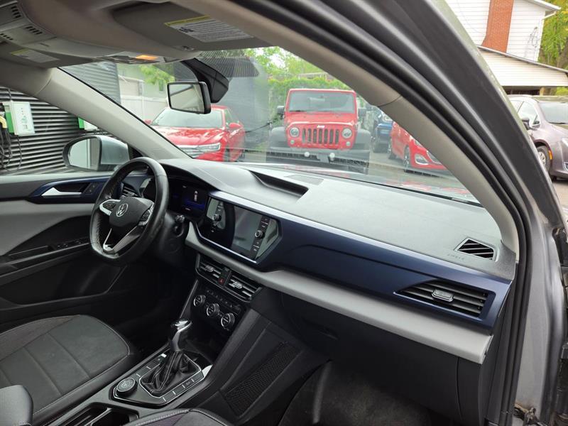 2022 Volkswagen Taos - Image 10