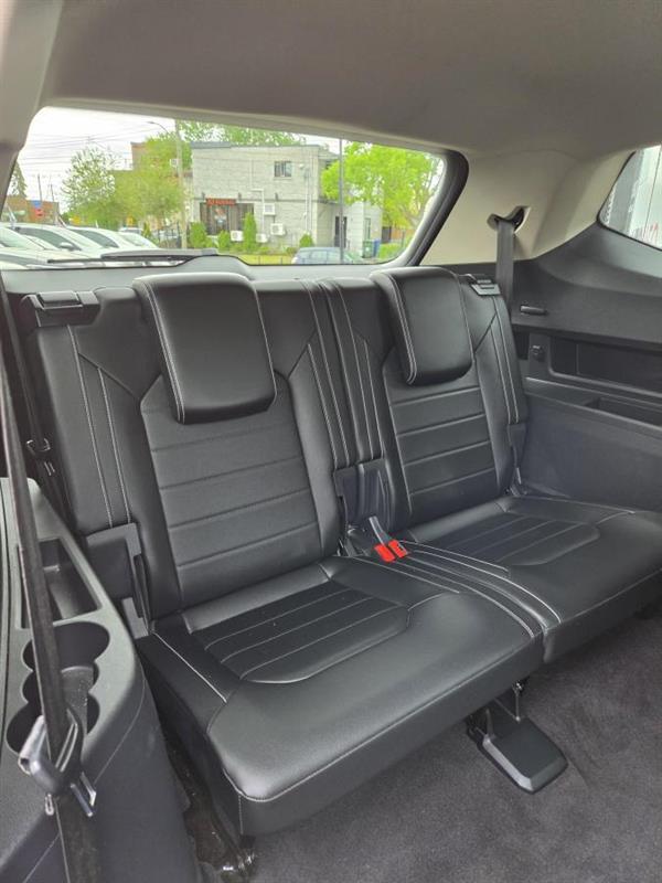 2021 Volkswagen Atlas - Image 14