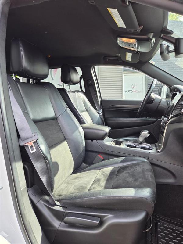 2019 Jeep Grand Cherokee - Image 11