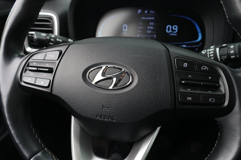 hyundai Venue 2023 - 24