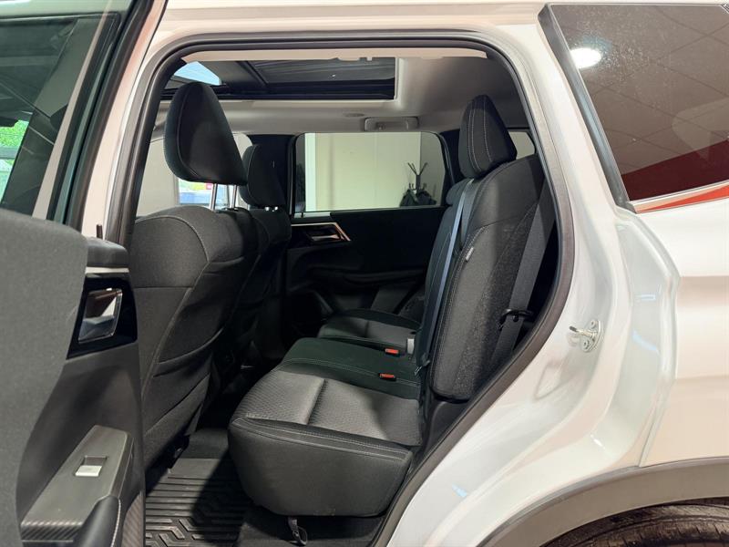 mitsubishi Outlander 2022 - 15