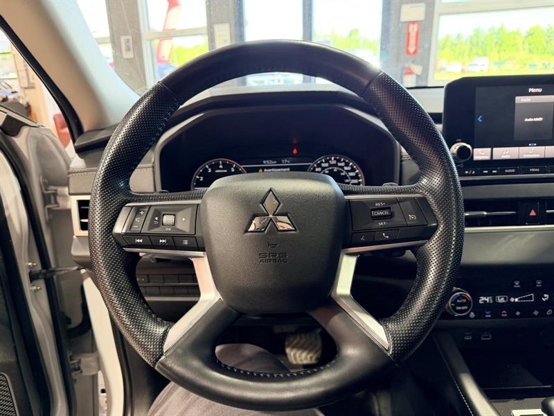 mitsubishi Outlander 2022 - 19
