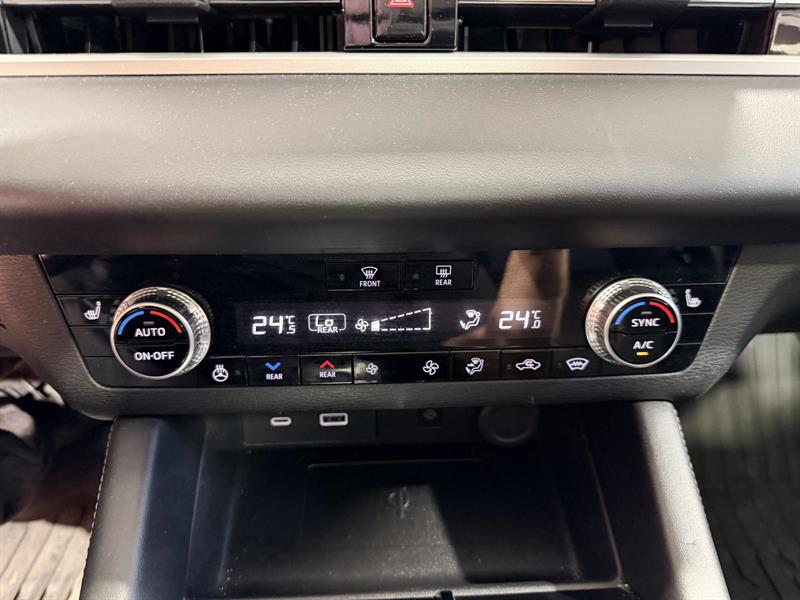 mitsubishi Outlander 2022 - 27