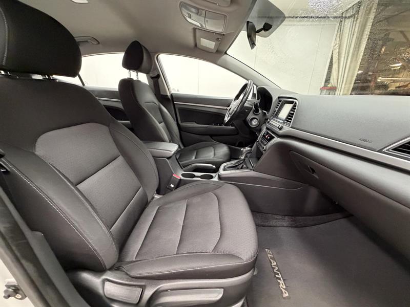 hyundai Elantra 2018 - 12