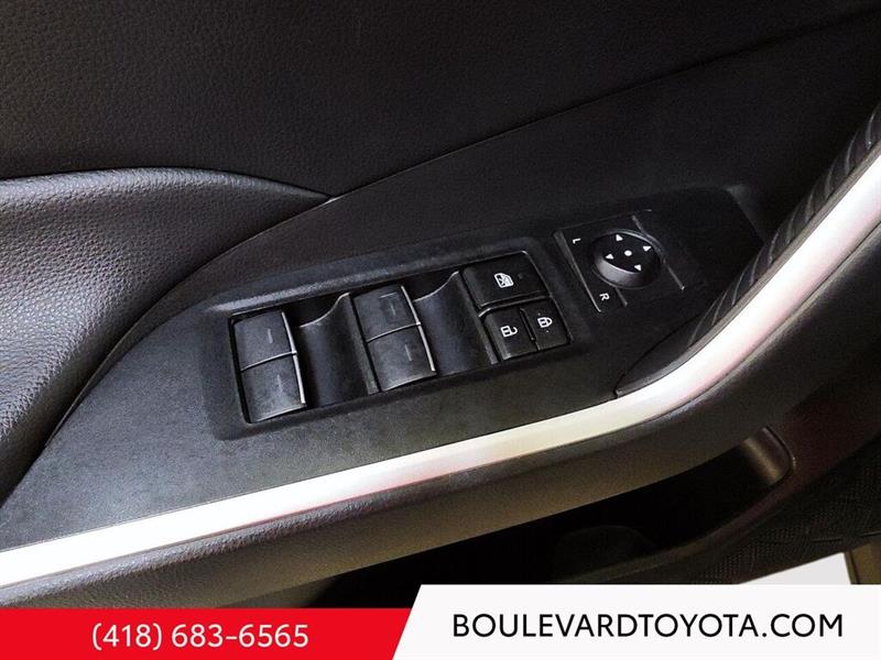 toyota RAV4 2023 - 8