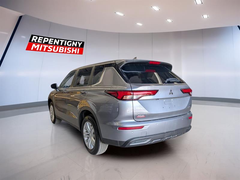 mitsubishi Outlander 2023 - 6