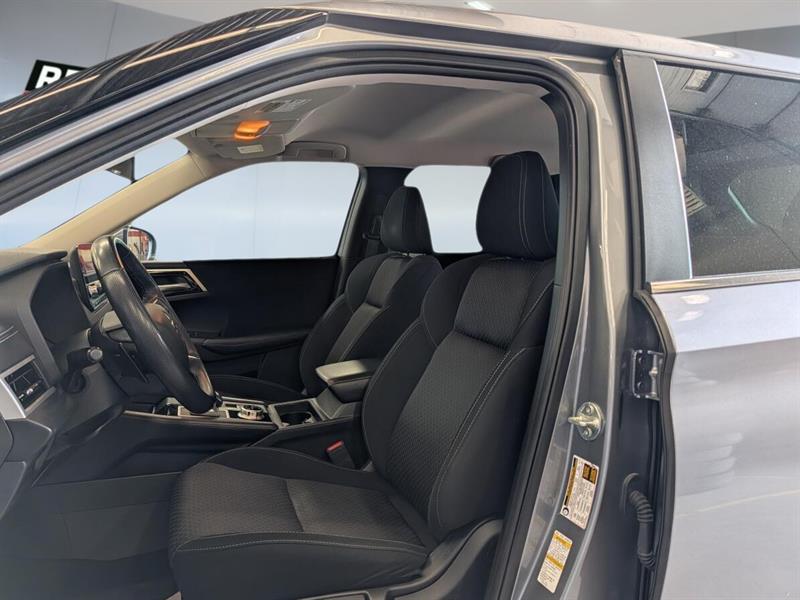 mitsubishi Outlander 2023 - 12