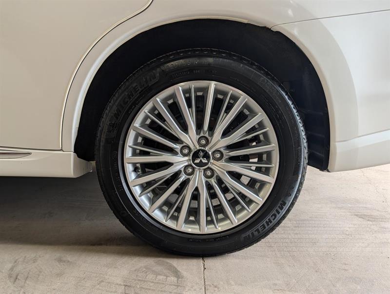 mitsubishi Outlander rechargeable 2019 - 8