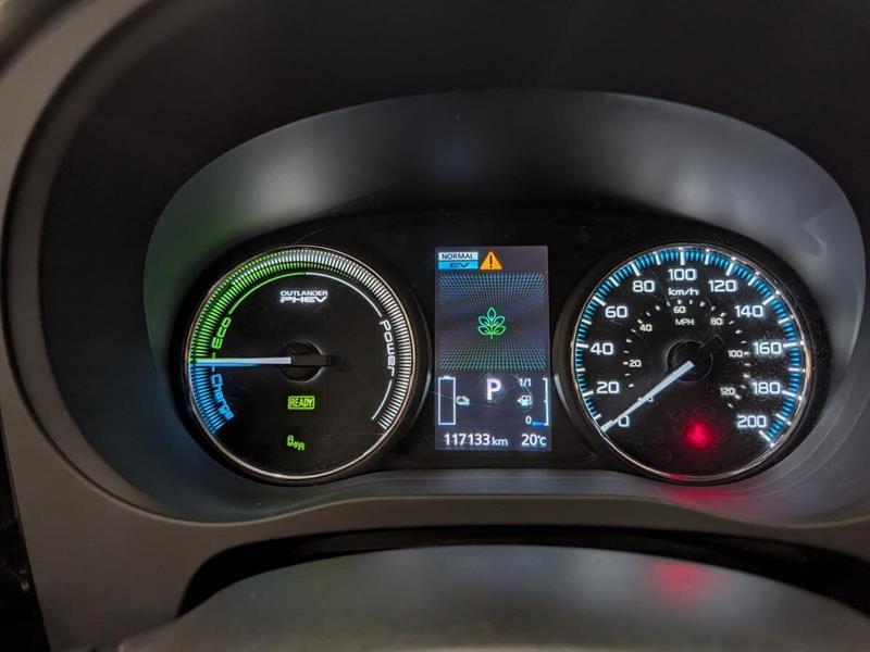 mitsubishi Outlander rechargeable 2019 - 16