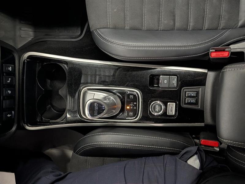 mitsubishi Outlander rechargeable 2019 - 19