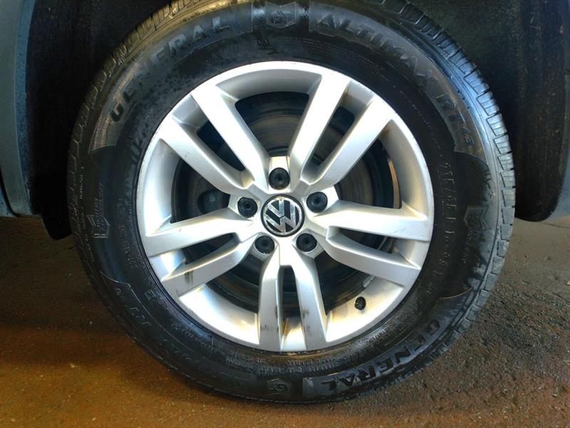 volkswagen Tiguan 2015 - 13